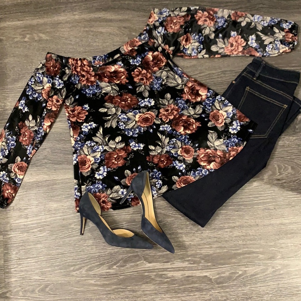 Velvet off-the-shoulder floral blouse Peach Love Small